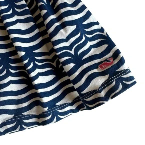 Vineyard Vines | Little Girl Blue & White Stripe Wavy Skirt Size 3T - Picture 3 of 5